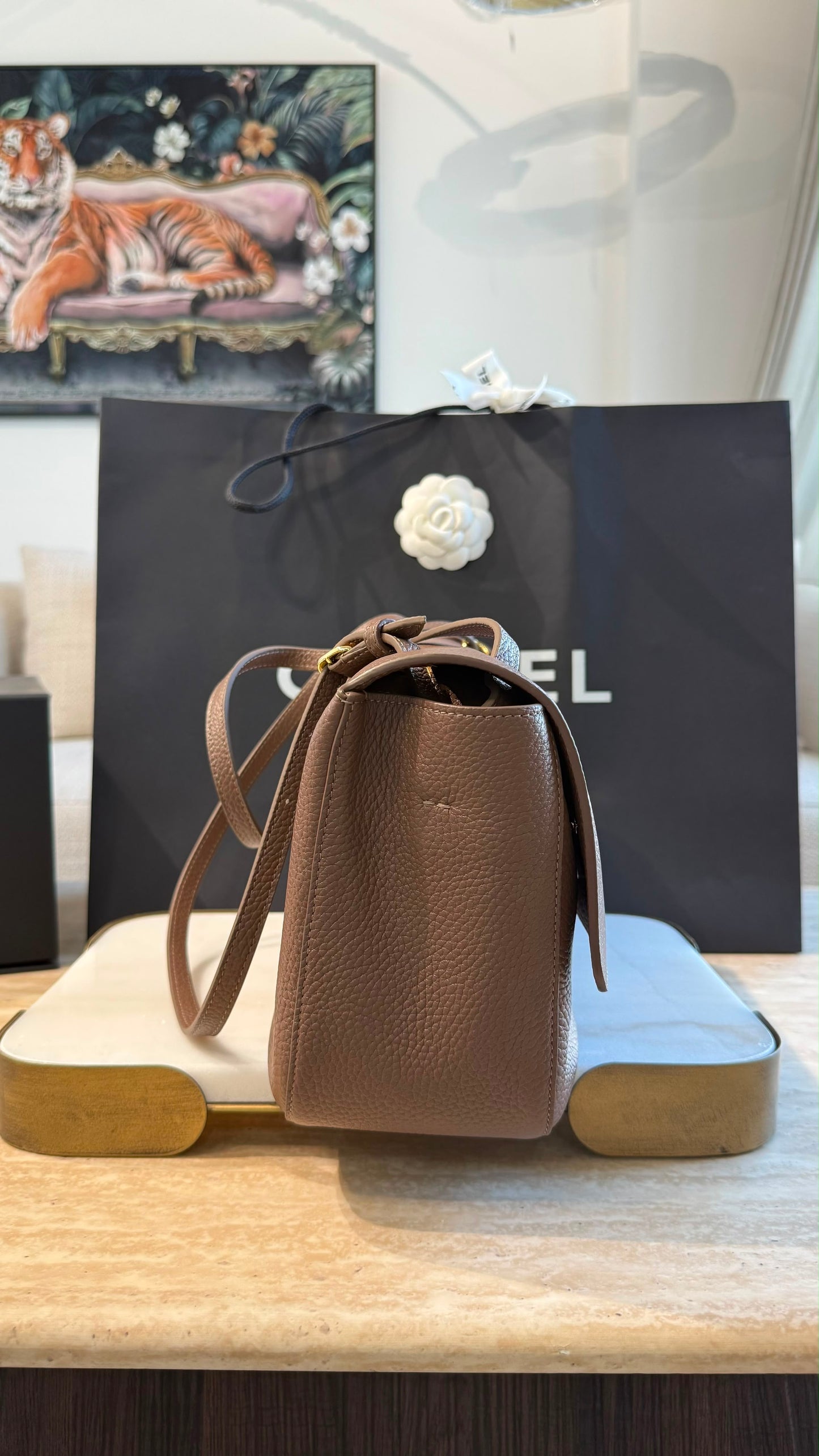 Shopping bag brown