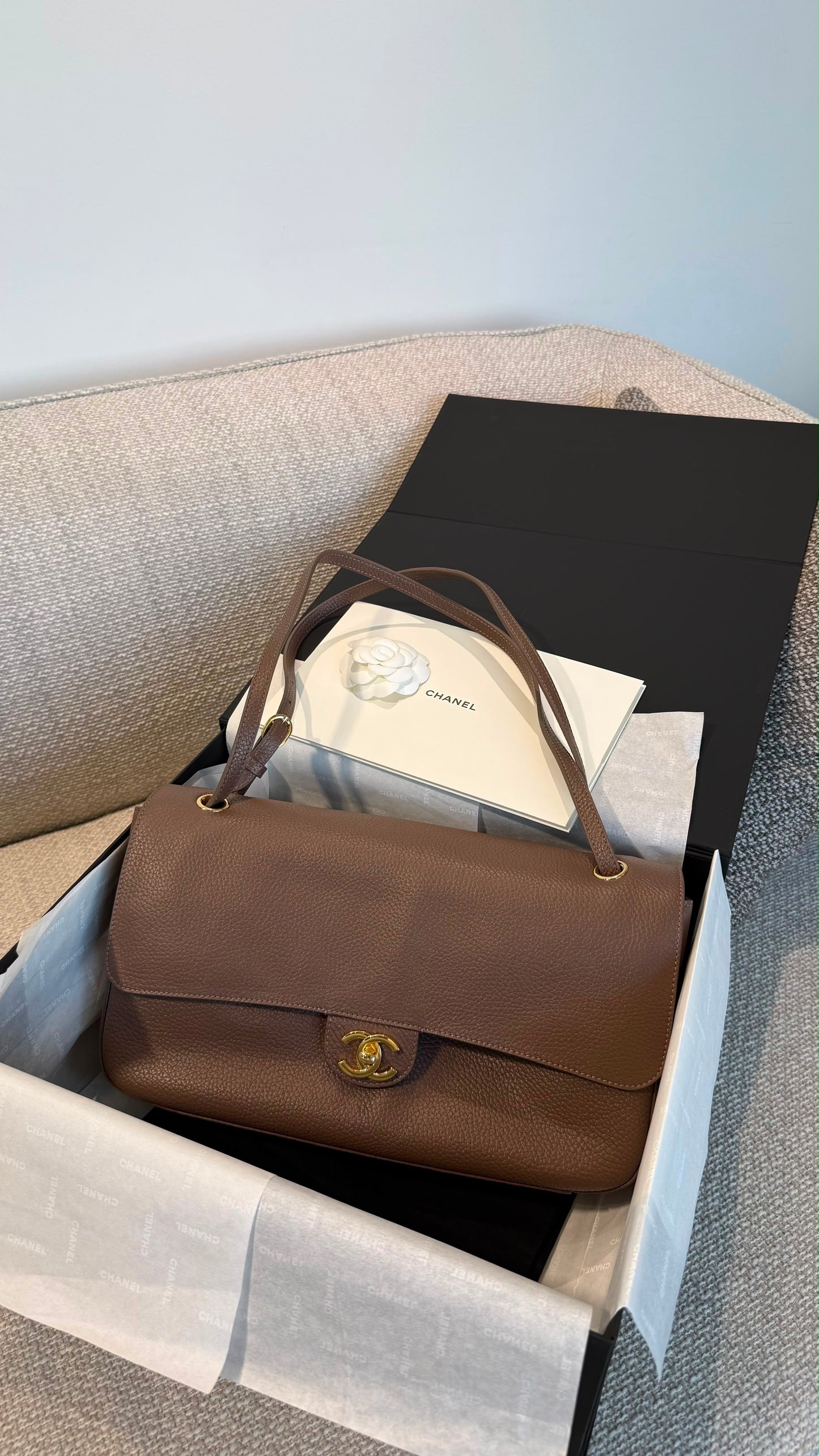 Shopping bag brown