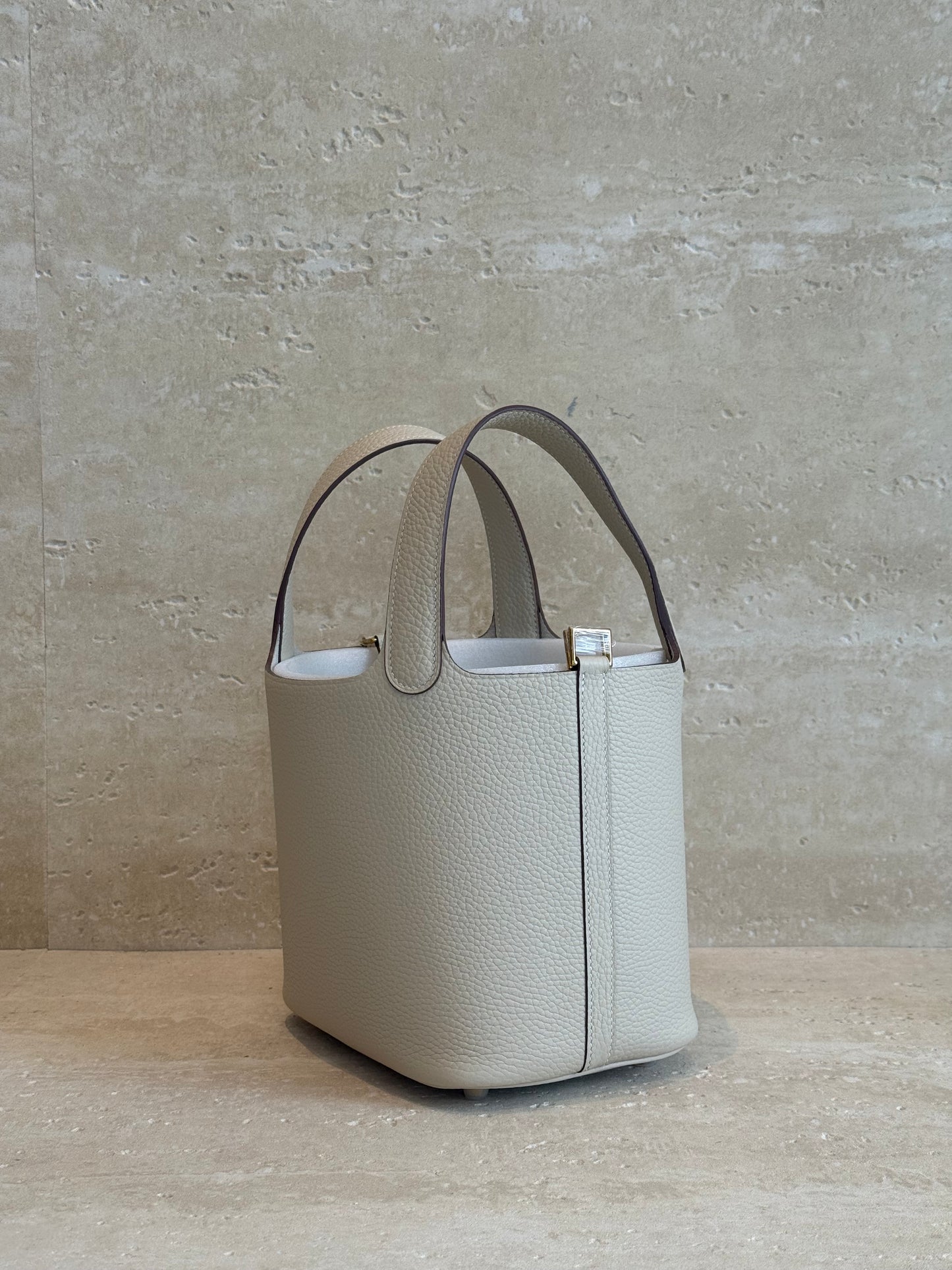Hermès Picotin 18 — Off-White
