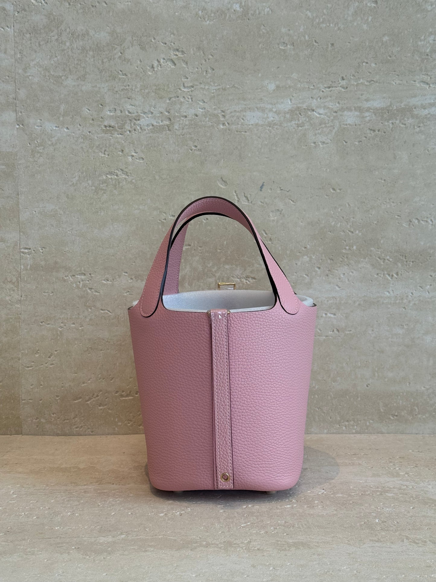 Hermès Picotin 18 — Baby Pink