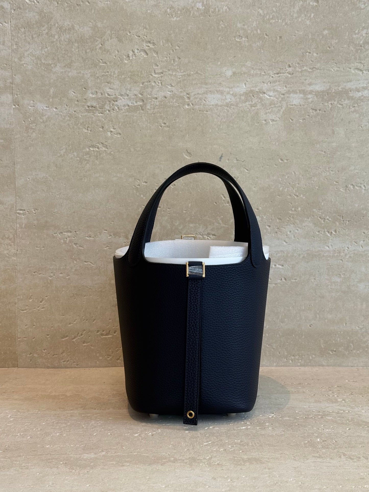 Hermès Picotin 18 — Navy Blue
